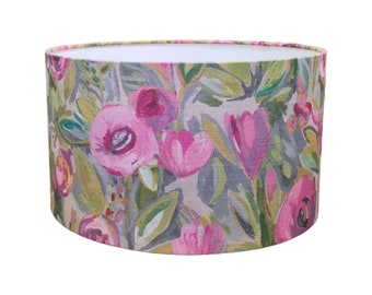 Voyage Maison Melolo Peony Lampenschirm: Rosa Floraler Trommelschirm