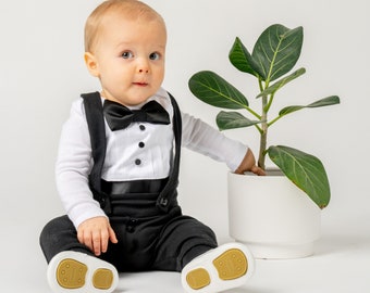 baby tuxedo, baby tuxedo outfit, baby wedding outfit, black and white, bow tie, cumber bun, long sleeve, leggings, suspenders, wedding