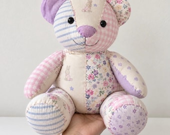 Oso de peluche personalizado. Oso de peluche artesanal hecho con ropa de bebé, niño y adulto. Un recuerdo preciado. Un regalo para atesorar recuerdos.