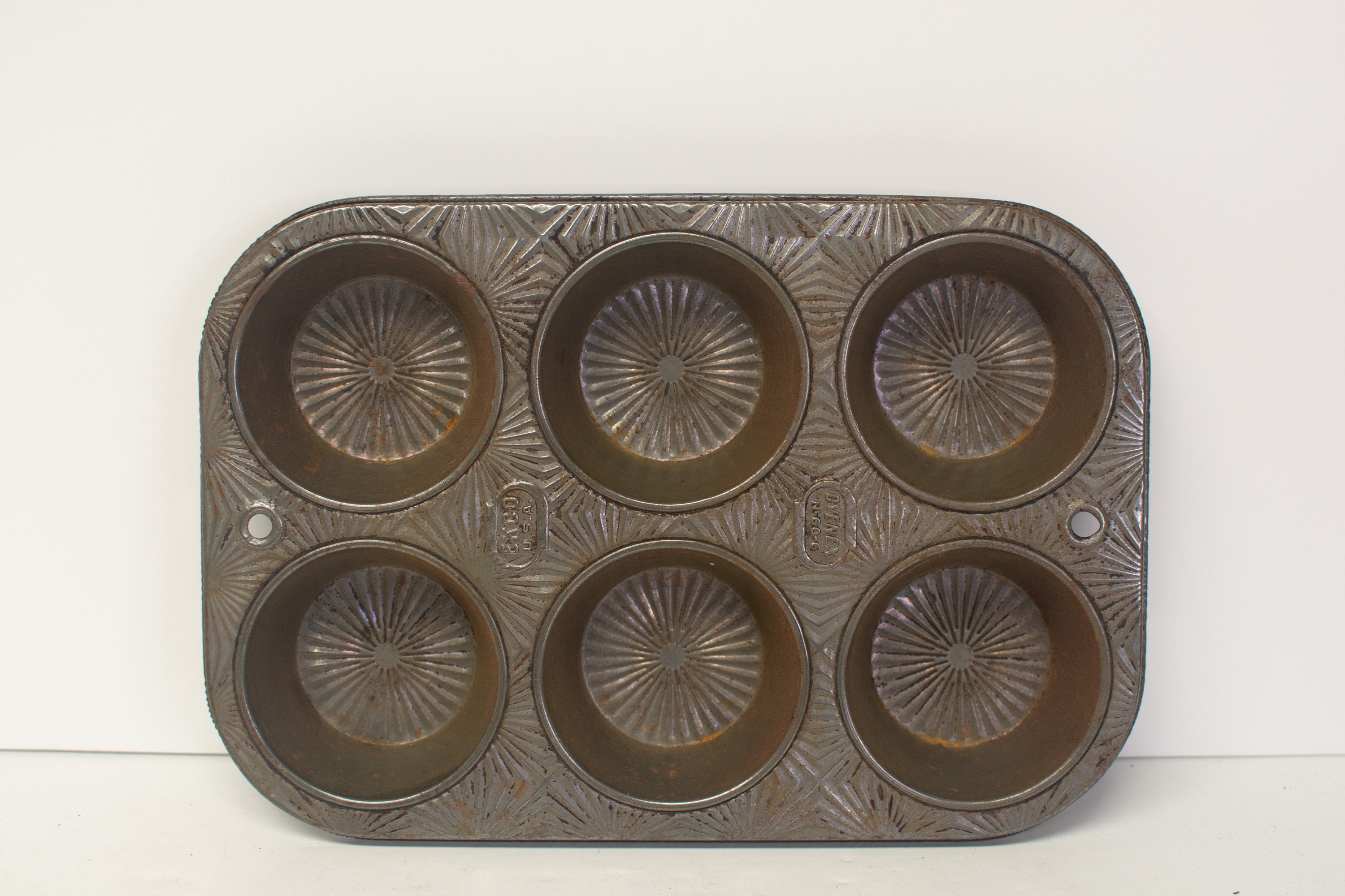 Vintage Ekco Ovenex N-60-6 Star Pattern Muffin Tin Country