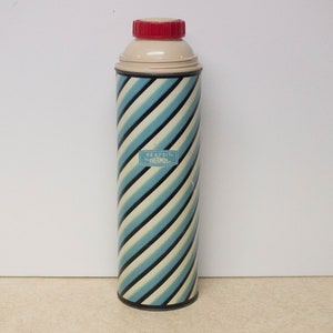May include: A vintage blue and white striped thermos with a red lid. The thermos has the text "KEAPSIT THERMOS" on the side.