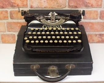 Vintage Working L. C. Smith & Corona Corona Typewriter with Polish Keyboard Aesthetics Period Prop