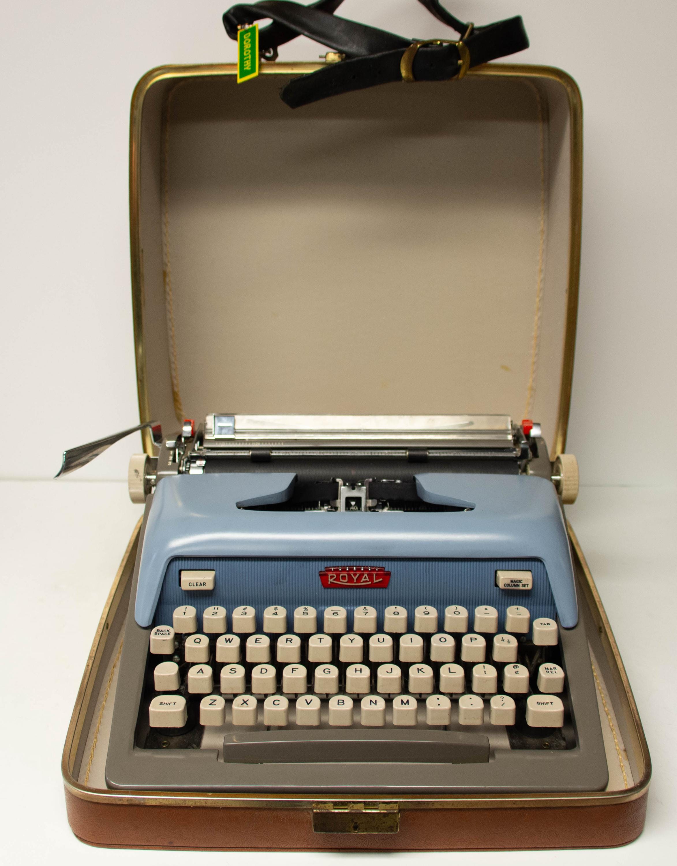 語タイプライター 動作確認済  Futura 800 Royal Futura 800 - Etsy