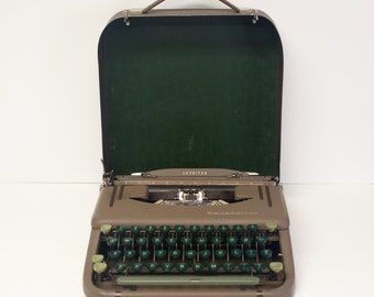 Vintage WORKING Smith Corona Skyriter Typewriter Mini Manual Portable with Case Coffee Shop Decor Typing Party Tuxedo Strips Ultra Portable