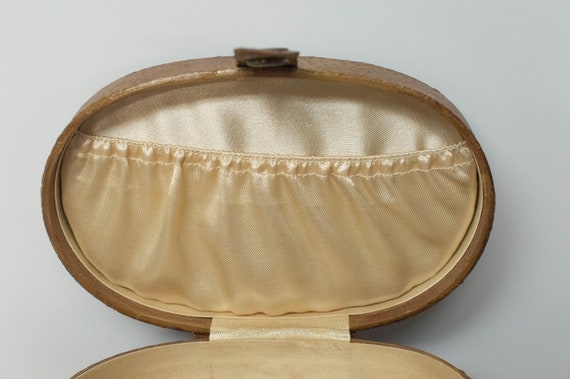 Leather Covered Jewelry or Trinket Box Dresser To… - image 10