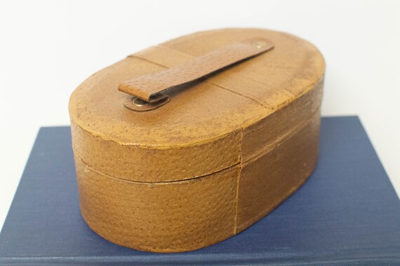 Leather Covered Jewelry or Trinket Box Dresser To… - image 8