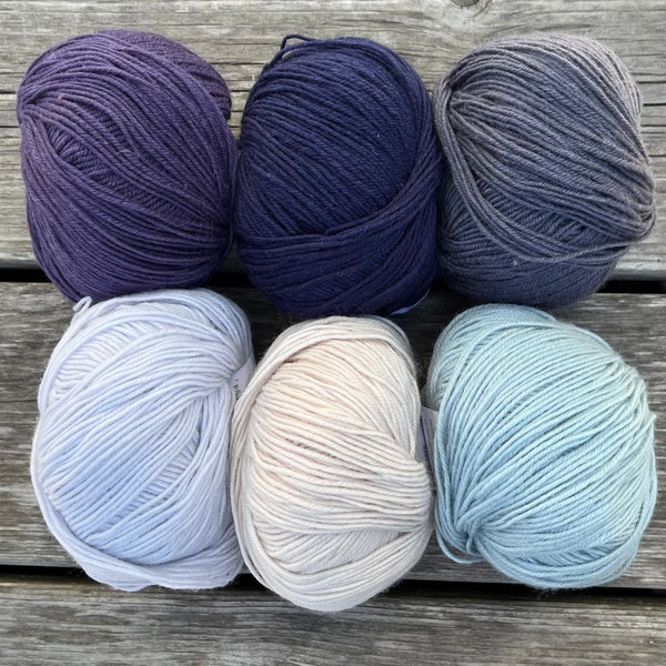 SALE! Yarn, Bella Cash merino & cashmere, fingering/sock weight yarn, For sweaters, cardigans, scarves and more, merino wool yarn, cashmere