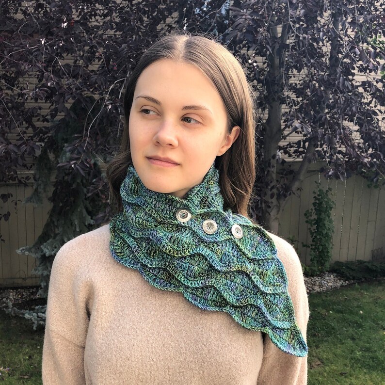 Calming Waves Scarf Crochet Pattern, crochet scarf patterns, modern scarf, crochet patterns, scarf, woman's scarf pattern, scarf pattern image 5