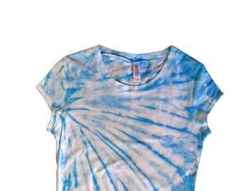 WOMANS tee Bella brand SMALL