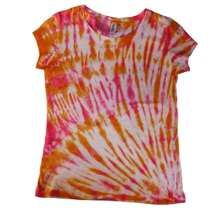 WOMANS tee pink and orange Bella MEDIUM