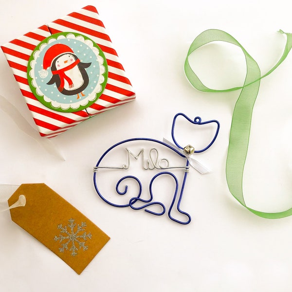 Adorno personalizado para mascotas de gato - Gato de alambre hecho a mano con el nombre de la mascota - Regalo de Navidad para gatos, Regalo para amantes de las mascotas, Memorial de mascotas, Regalo para mascotas