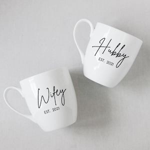 Modern Hubby Wifey Mug Set, Personalized Mug, Gold Custom Coffee Mugs, Gifts for Her, Name Mug, Calligraphy Unique Coffee Mugs, Couple Gift