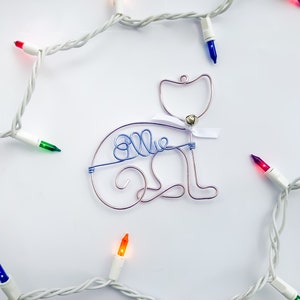 Personalized Cat Pet Ornament Handcrafted Wire Cat with Pet's Name Cat Christmas Gift, Pet Lover Gift, Pet Memorial, Pet Gift image 1