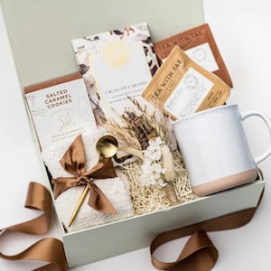 Tea and Chocolate Gift Box: Caramel Cookies, Chai Tea, Ceramic Mug