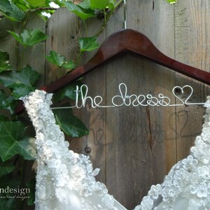Wedding Dress Hanger, Bride Hanger, Last Name Hanger, Mrs Hanger, Wedding Hanger, Personalized Hanger, Bridal Shower Gift, Bridesmaid Gifts