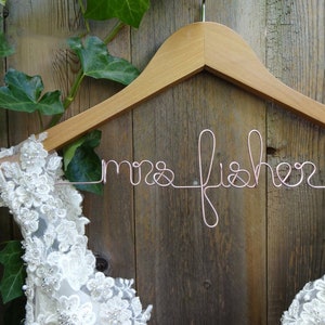 Wedding Dress Hanger, Bride Hanger, Last Name Hanger, Mrs Hanger, Wedding Hanger, Personalized Hanger, Bridesmaid Hangers, Shower Gift
