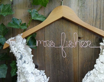 Wedding Dress Hanger, Bride Hanger, Last Name Hanger, Mrs Hanger, Wedding Hanger, Personalized Hanger, Bridesmaid Hangers, Shower Gift