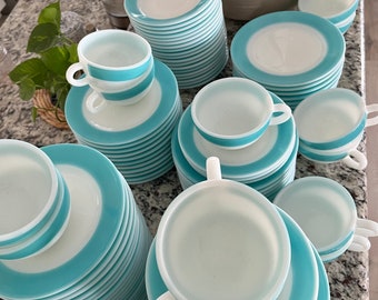 100pcs Vintage Corning Pyrex Milk Glass Dishes Turquoise 100+ Pieces