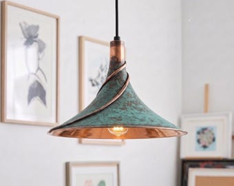 Lámpara colgante de cobre con pátina verde hecha a mano, lámpara para isla de cocina oxidada, lámpara de techo rústica de estilo granja.