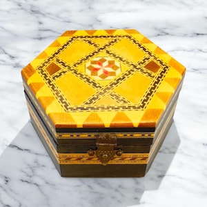 Handcrafted Wooden Inlaid Marquetry Hexagon Jewelry Trinket Box Geometric Design