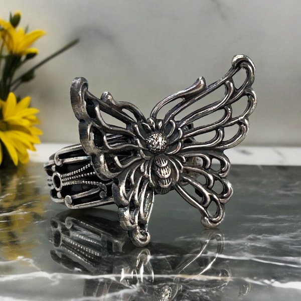 Vintage Butterfly Ring Antique Silver Tone Filigree Comfort Fit Kim Craftsmen Design