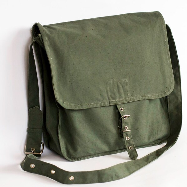 Vintage Military Bag 1970's Green Canvas Messenger Bag, Sac en Toile Militaire, Militär Segeltuchtasche, Crossbody Bag, Military Surplus