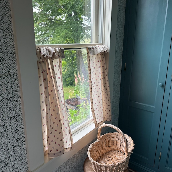 Custom Bespoke Fold-over Ruffle Floral Cafe Curtain Panel