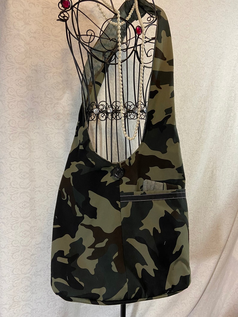 and comfortable... Hobo Bag in Camo colors Multi use.. Very roomy,durable