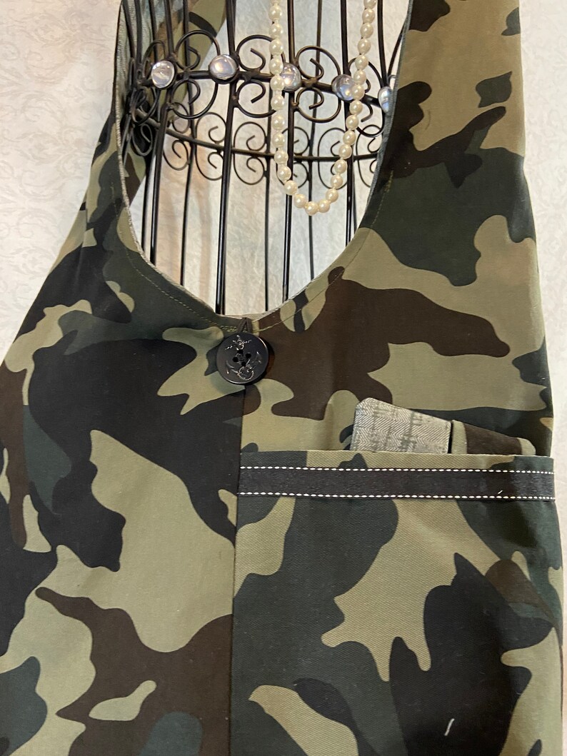 and comfortable... Hobo Bag in Camo colors Multi use.. Very roomy,durable