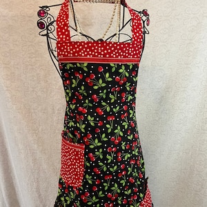 Apron reversible in Sweet Red Cherries and polka dots for all occasions, you can almost smell that fresh baked pie, very appealing...