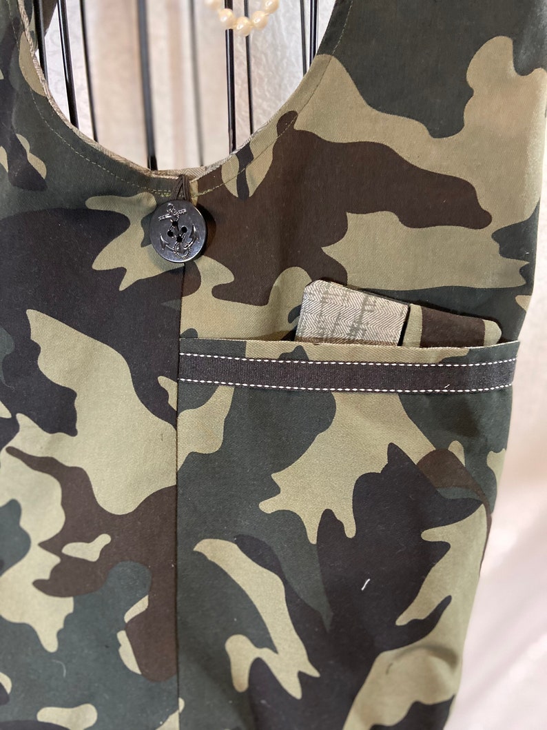 and comfortable... Hobo Bag in Camo colors Multi use.. Very roomy,durable
