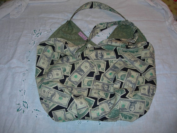 What Does a Bag Designed to Carry $1 Million in Cash Look Like