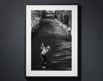 Scottie Scheffler Poster | PGA Golf Wall Art | Black and White Golf Print | Masters Champion Photography | Golf Course Decor | Golfer Gift