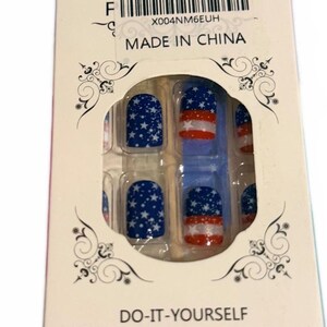 DIY Press-On Nails with American Flag Design