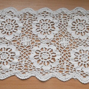 Vintage Crochet Lace Table Runner, Rectangular White Table Topper,  Oldfashioned Table Decoration
