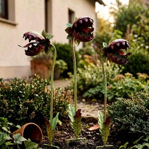 Handmade Metal Venus Flytrap Garden Stake, Gothic Yard Art Sculpture