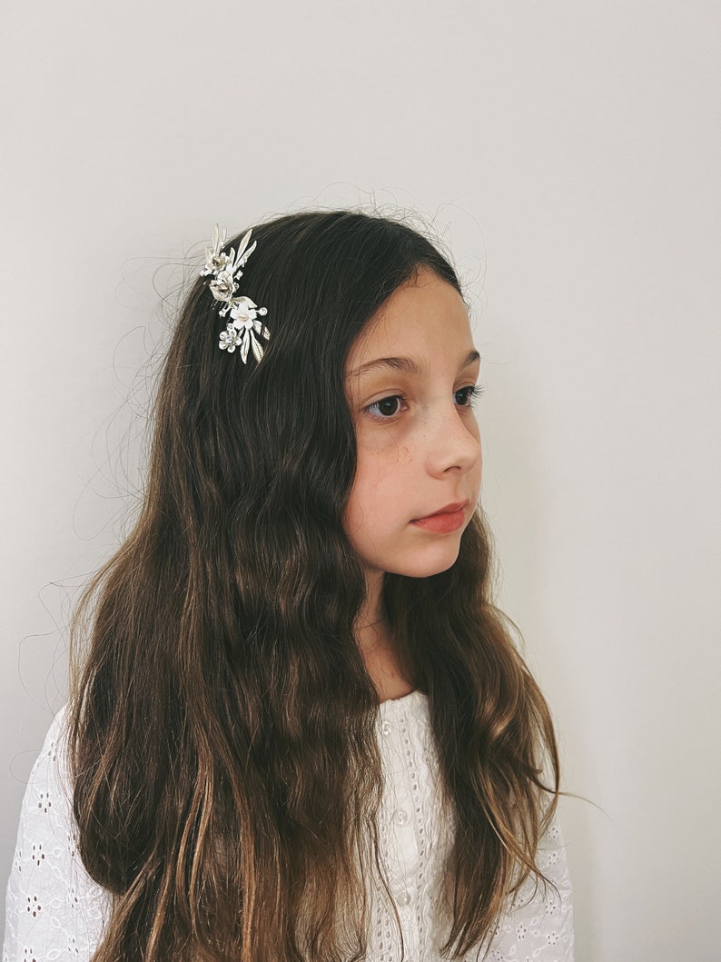 Ivy Handmade Exquisite Silver, Pearl, and White Painted Enamel Headpiece Hair Comb for a Charming Flower Girl image 5