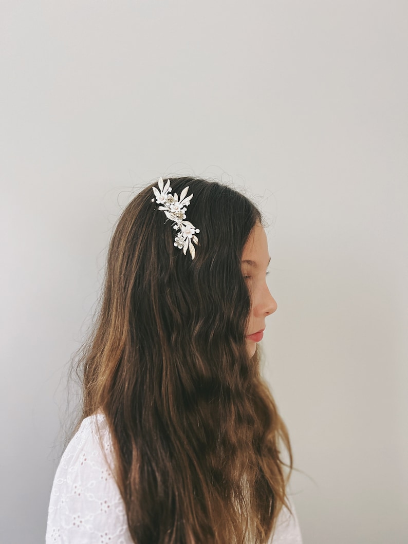 Ivy Handmade Exquisite Silver, Pearl, and White Painted Enamel Headpiece Hair Comb for a Charming Flower Girl image 2