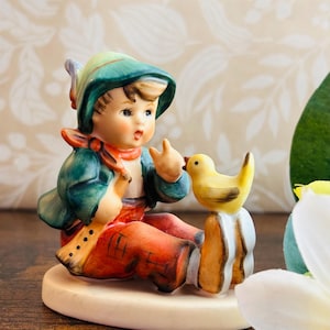 Vintage Goebel Hummel Figur Nr. 63 „Gesangsstunde“ aus den 1960er Jahren