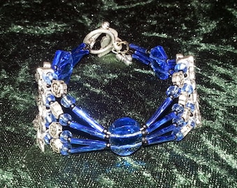 Bracelet Roses and Thorns Blue Glass and Silver