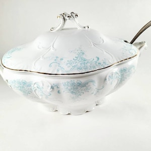 1800&#39;s W.H. Grindley & Co. Semi-Porcelain Transferware Tureen Made in England