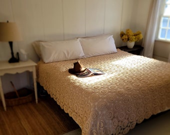 King / Queen Antique Crochet Doily Bed Coverlet