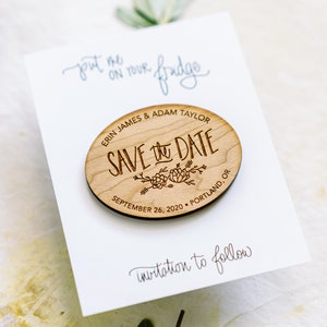 Imanes personalizados de madera con suculentas para guardar la fecha: invitación de boda grabada única