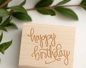 Timbre en caoutchouc joyeux anniversaire - Timbre calligraphie - Timbre étiquette cadeau - Anniversaire calligraphie - fabrication de cartes d'anniversaire - emballage cadeau - K0052