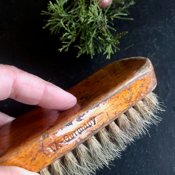 Vintage Wooden Utility Brushes, Horse Hair Brushes, Broom Brush, Shoe Shine  Brush, Natural Bristle, Primitive Rustic Decor, Shop Brushes 