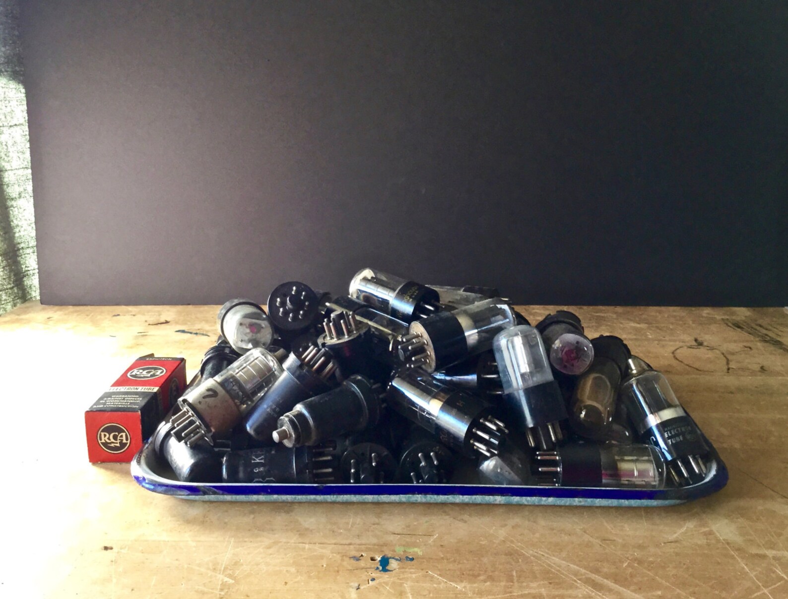 Vintage Vacuum Tubes Glass Metal Tubes Radio TV Tubes Etsy