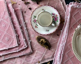 Vintage Pink Table Linens, Shabby Pink, Vintage Napkins, Vintage Placemats, Embroidered Linens, Spring Celebrations, Vintage Tablescape