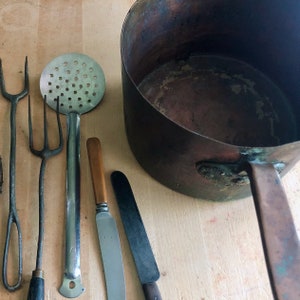 Early Copper Cooking Pot, Antique Dovetail Cooking Pot, Primitive Copper Pot, Rustic Copper Pan, Farmhouse Kitchen, Vintage Cabin Decor, image 3