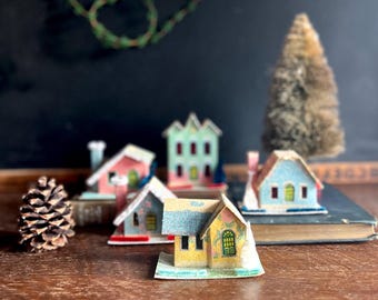 Mid Century Five Piece Pastel Putz Village