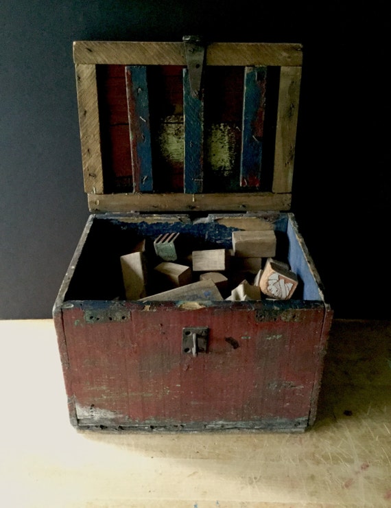 antique toy box